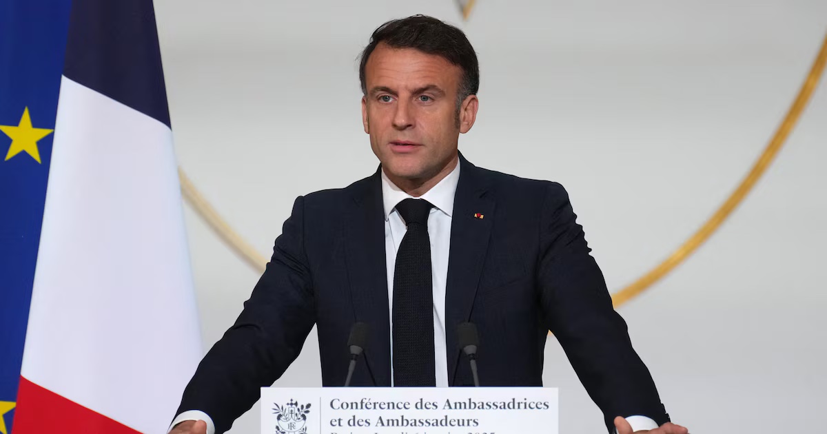 Guerre en Ukraine : Macron appelle à des discussions sur les territoires contestés